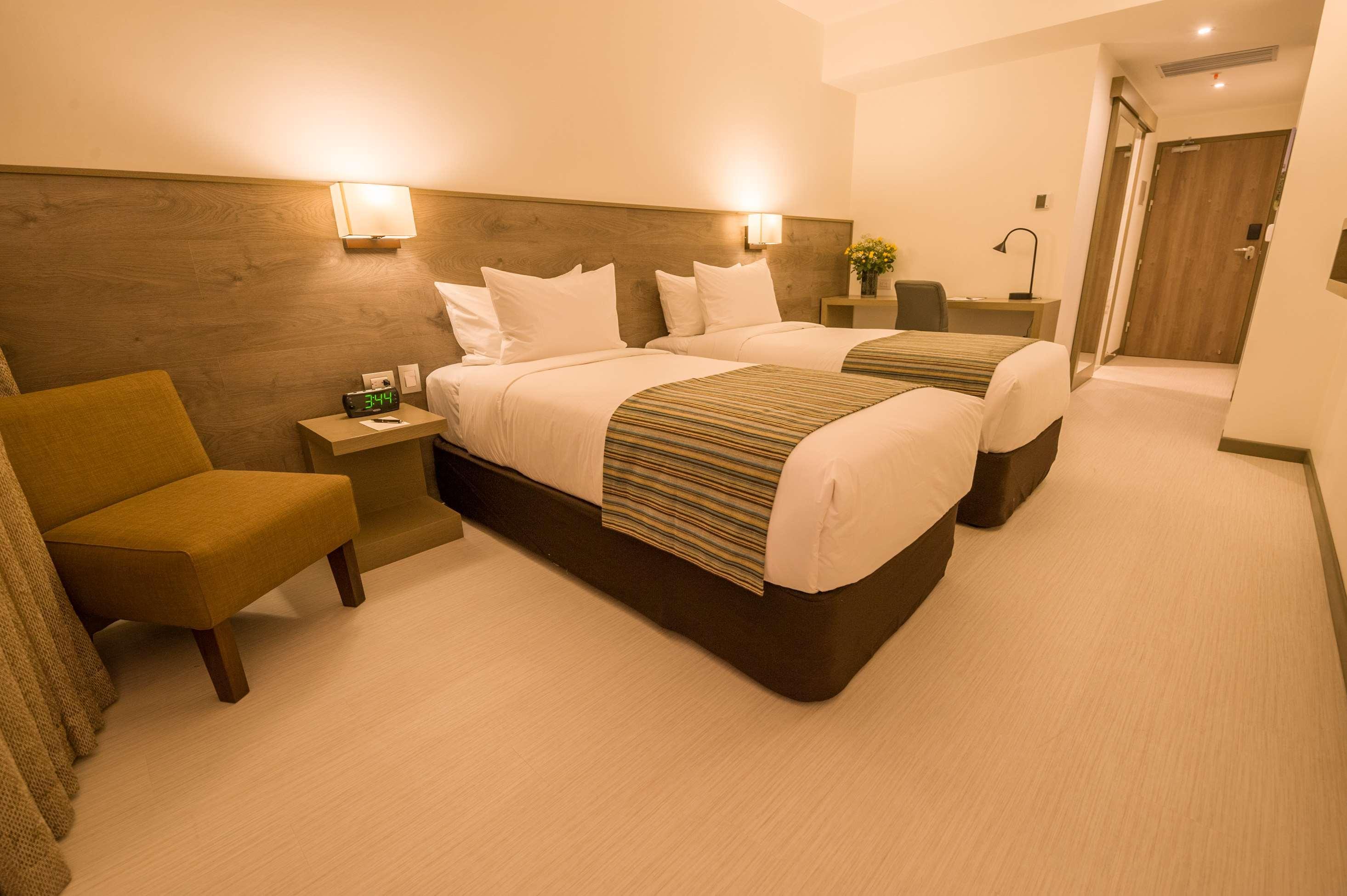 Best Western Posada Royale Hotel & Suites Simi Valley Ngoại thất bức ảnh