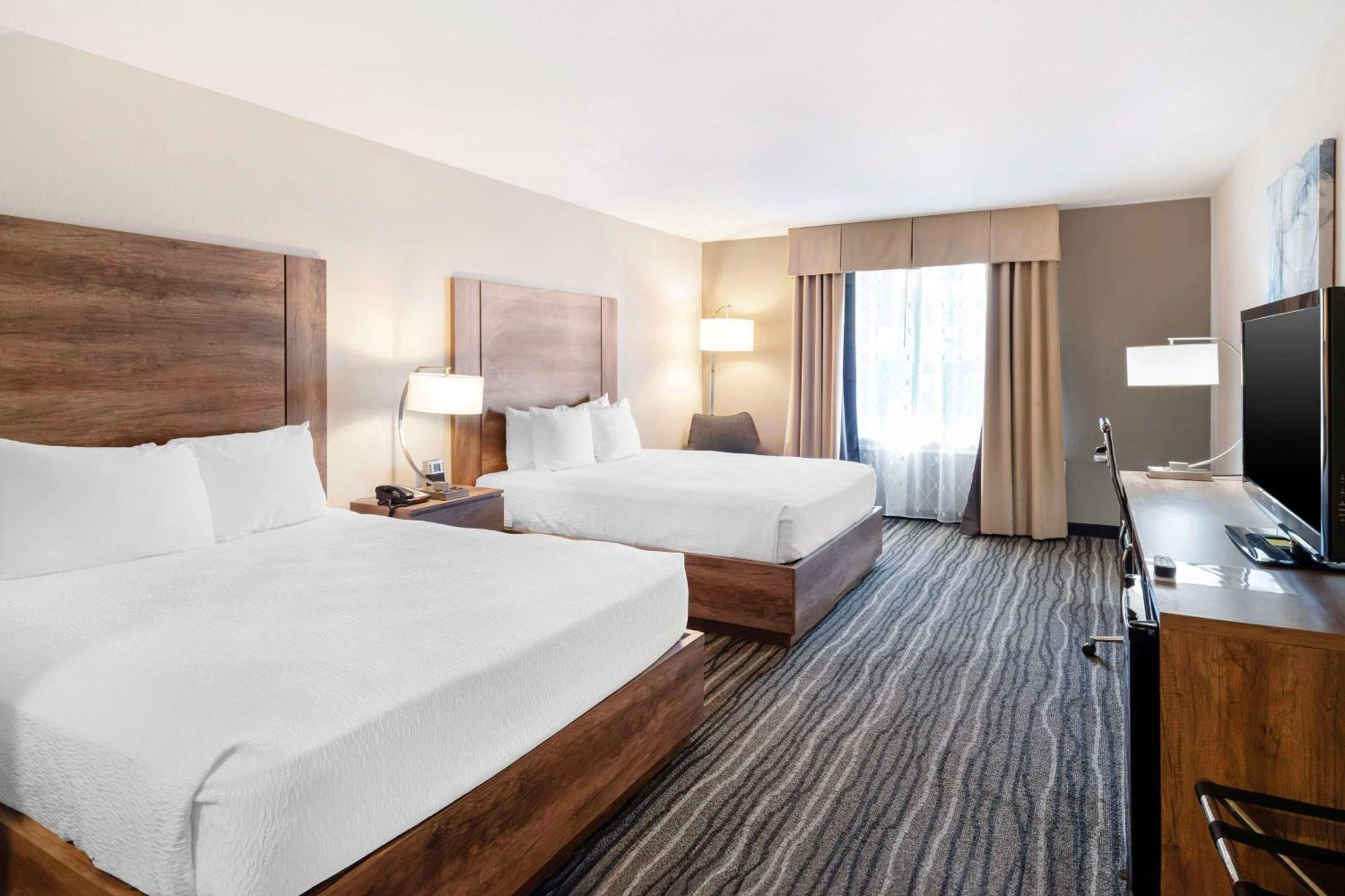 Best Western Posada Royale Hotel & Suites Simi Valley Ngoại thất bức ảnh
