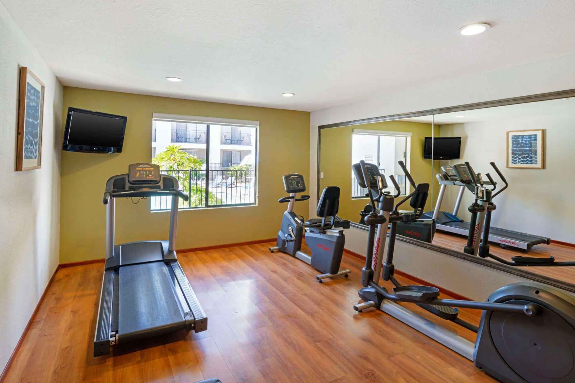 Best Western Posada Royale Hotel & Suites Simi Valley Ngoại thất bức ảnh